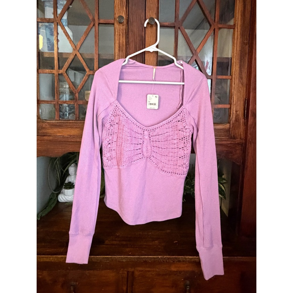 Free People Women Purple Butterfly Crochet Waffle Knit Top Size M - Picture 2 of 6